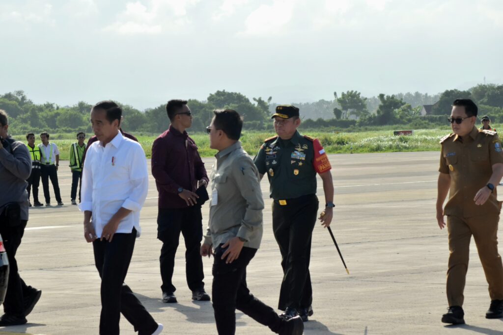 Mayjen TNI Rafael Granada Baay Dampingi Kunker Presiden Jokowi di&nbsp;Banyuwangi