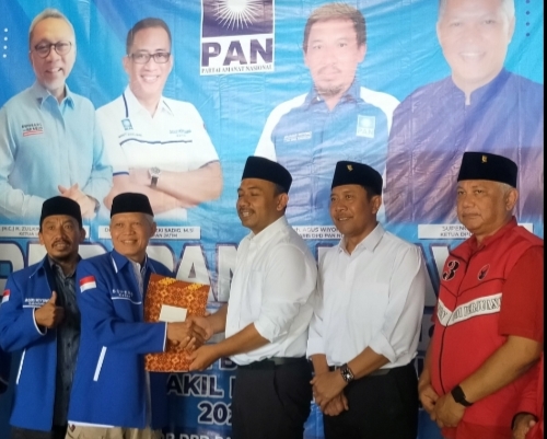 Bapaslon Ony-Antok Lengkapi Formulir Pendaftaran, DPD PAN Langsung Agendakan&nbsp;Rakerda