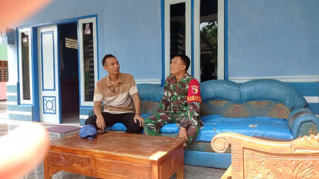 Sertu Samsul Gencarkan Komsos di Desa&nbsp;Jogoroto