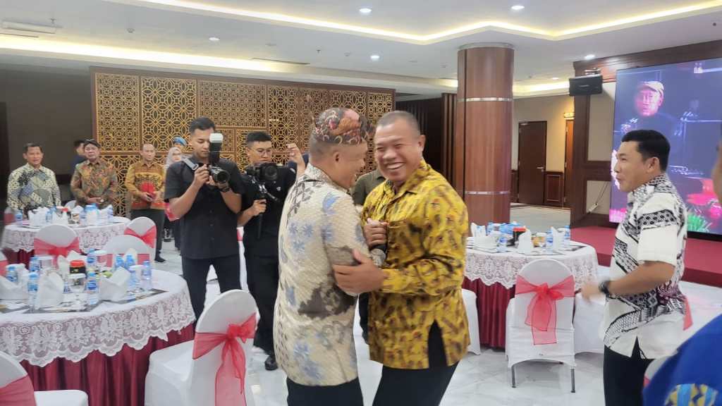 Kapoksahli Pangdam V/Brawijaya Hadiri Nonton Bareng Wayang Kulit secara Virtual