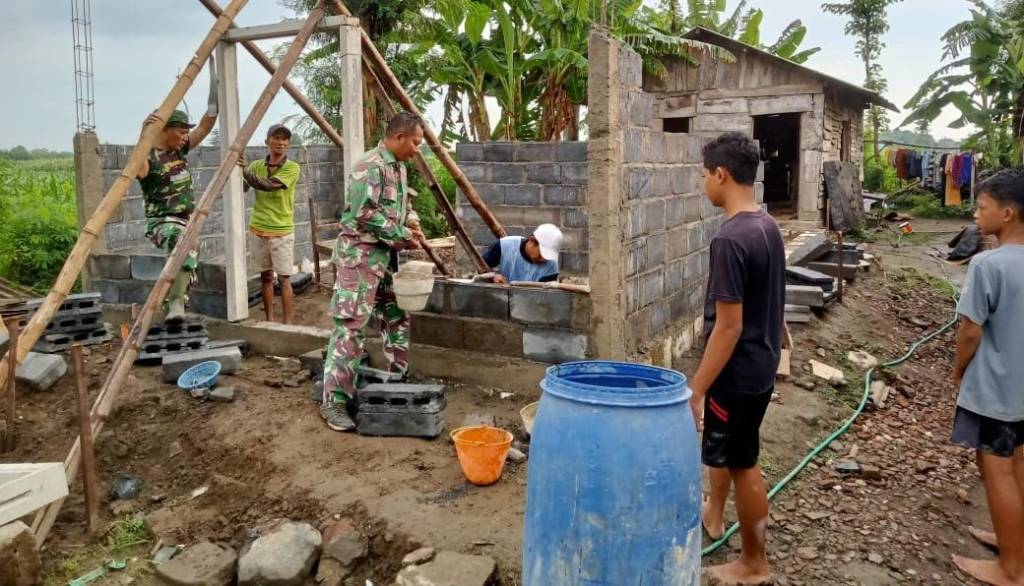 Babinsa Koramil Perak Kebut&nbsp;RTLH