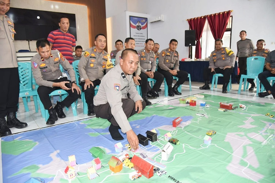 Polres Morowali Utara Gelar Tactical Floor Game (TFG)