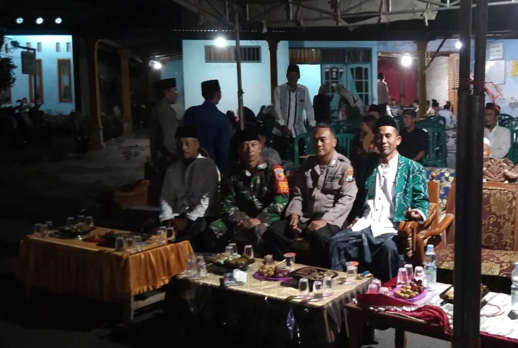 Babinsa Koramil Gudo Hadiri Kegiatan Keagamaan