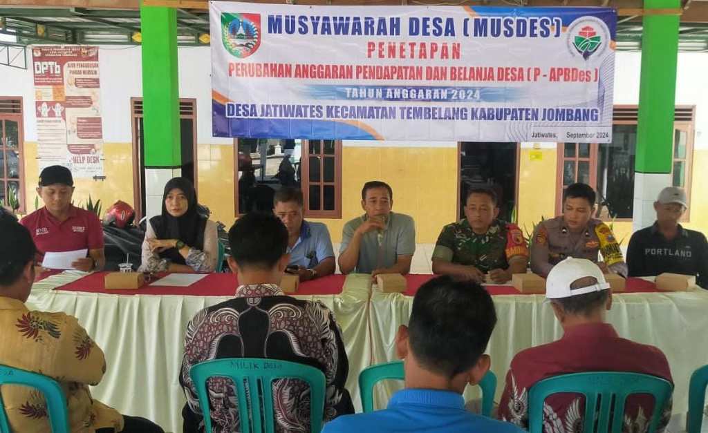 Babinsa Koramil Wonosalam Hadiri Rapat APBDesa